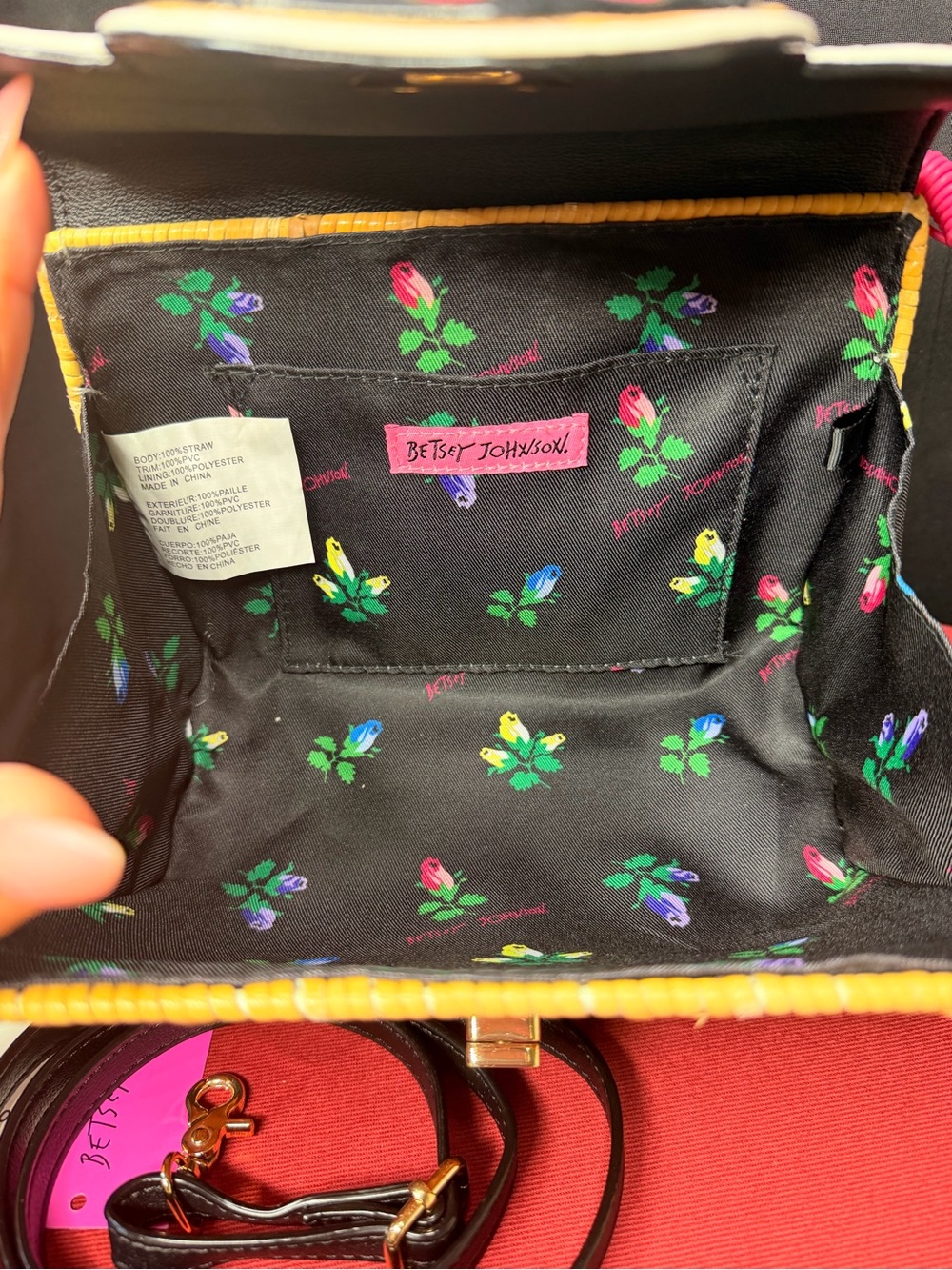 🤩 Adorable Betsey Johnson Pink Phone Dial Wicker Crossbody with Teal Leaf Flap - Picture 5 of 10